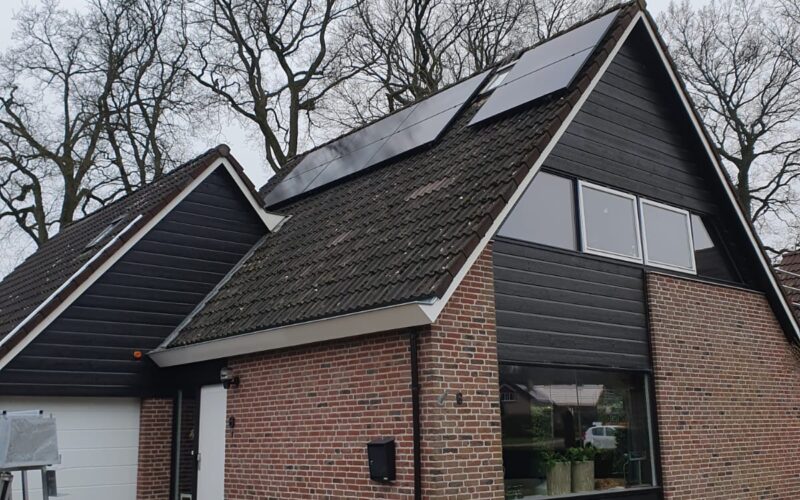 Zonnepanelen met Enphase te Hoogeveen